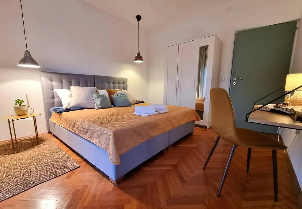 Apartment Ferienwohnung Chi Chi Pula